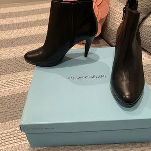 Black leather Women’s Shoes  Antonio Melani